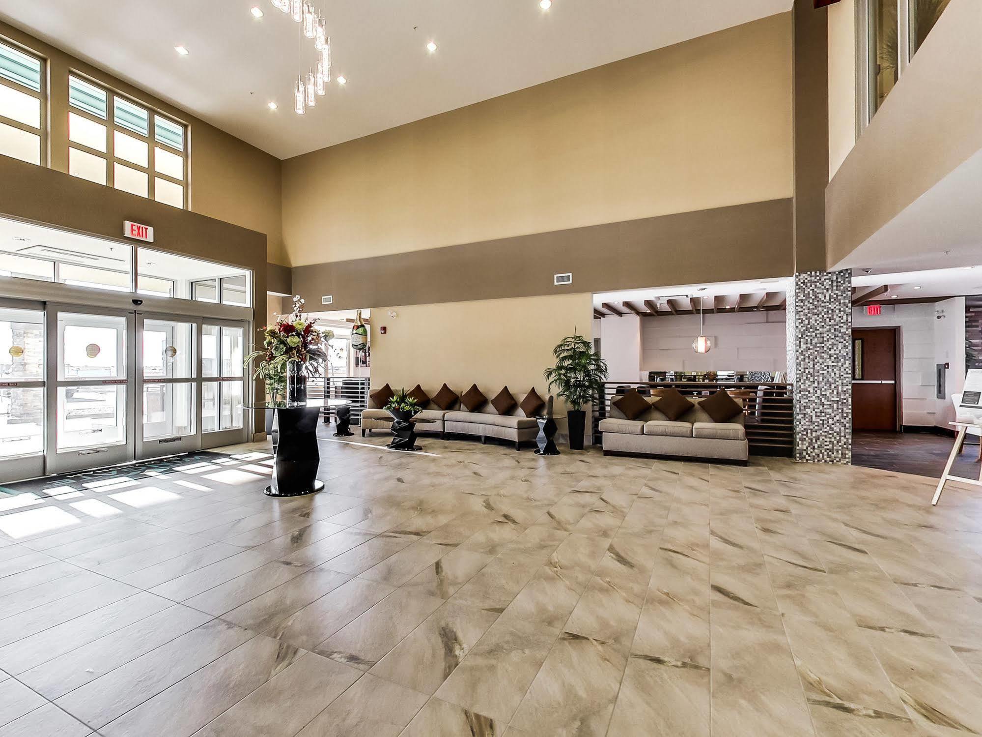 Radisson Hotel Edmonton Airport Leduc Ngoại thất bức ảnh