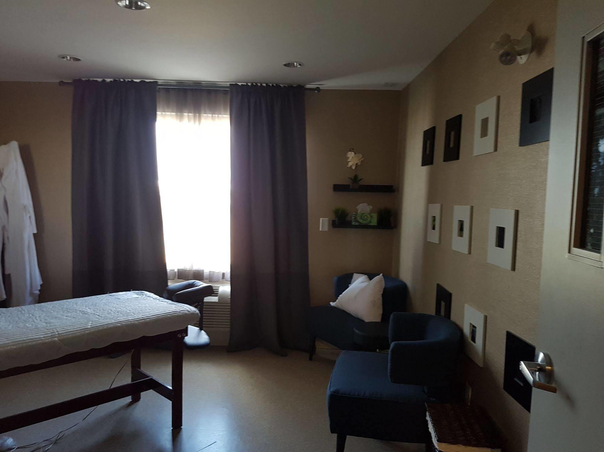 Radisson Hotel Edmonton Airport Leduc Ngoại thất bức ảnh