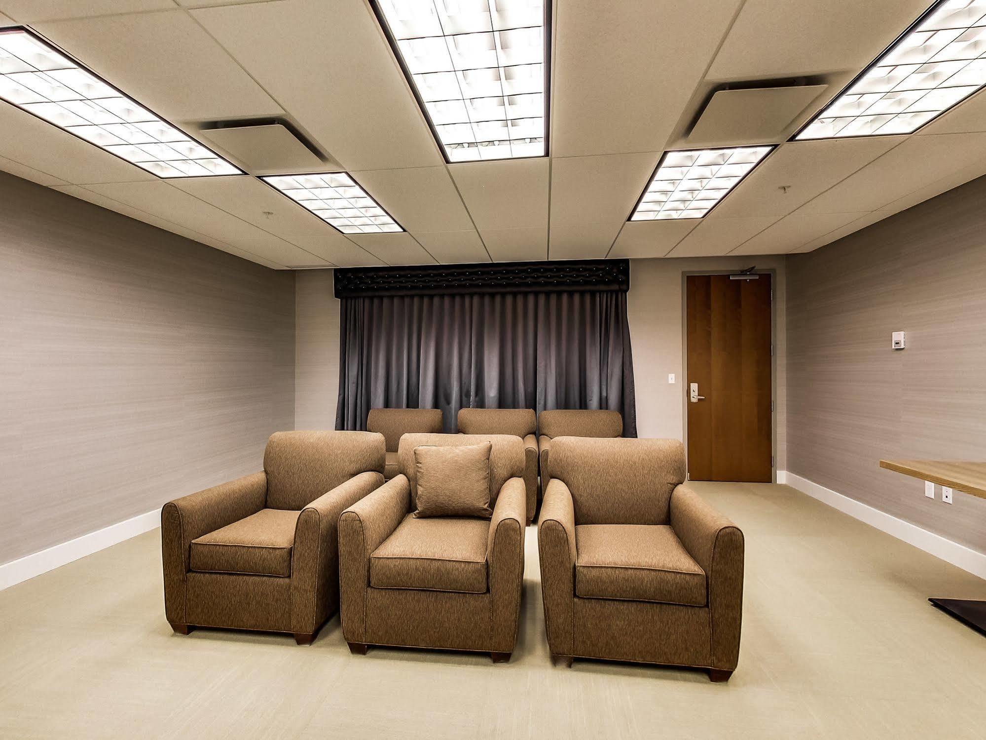 Radisson Hotel Edmonton Airport Leduc Ngoại thất bức ảnh